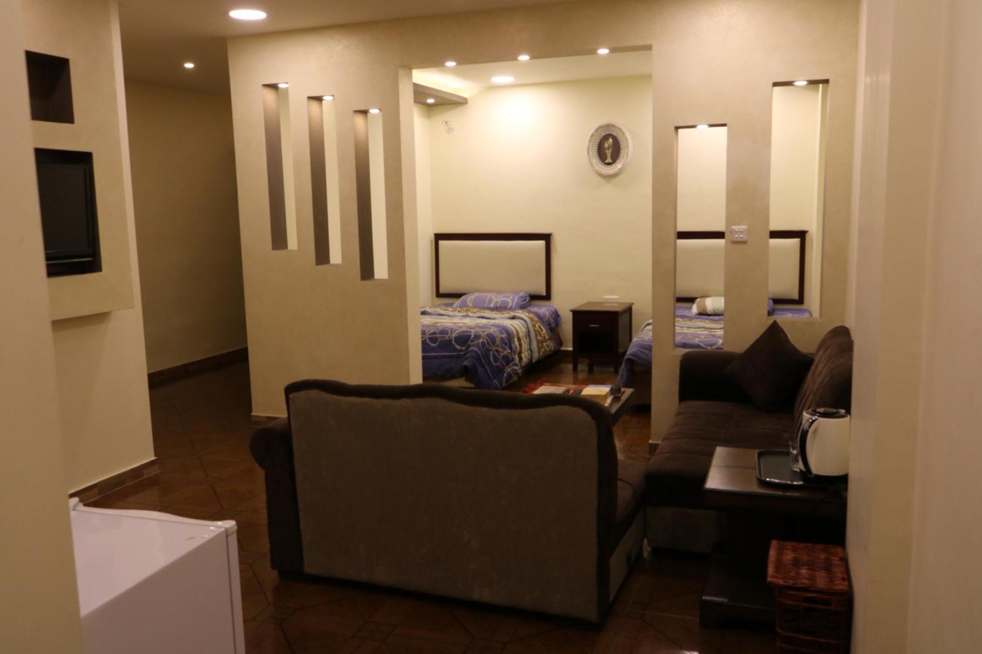 Al Riyati Hotel Apartments Akabe Oda fotoğraf